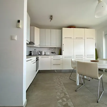 Apartman Njivice * Njivice